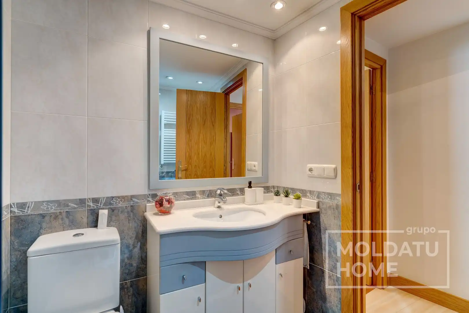 Badezimmer von Wohnung zum Verkauf in Donostia - San Sebastián  mit Heizung, Terrasse und Abstellraum