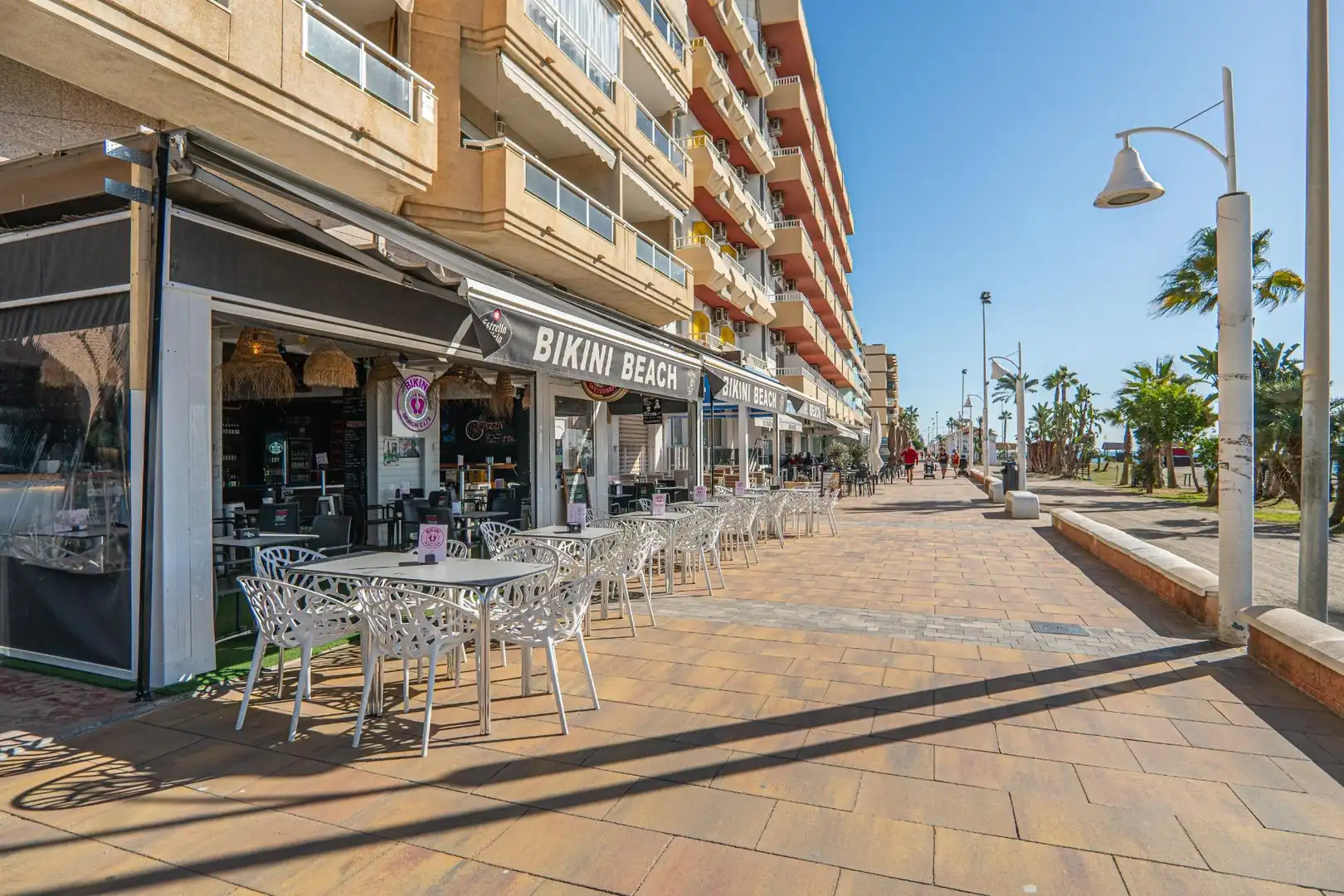 Exterior view of Commercial properties for transfer in Rincón de la Victoria  with Air Conditioner, Terrace and Furnished
