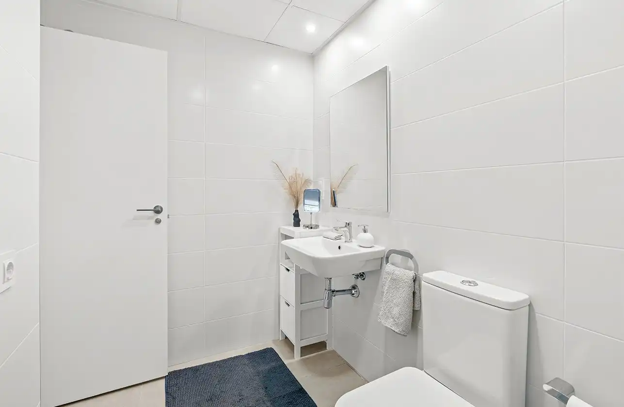 Bany de Apartament en venda en Orihuela amb Aire condicionat, Calefacció i Jardí privat