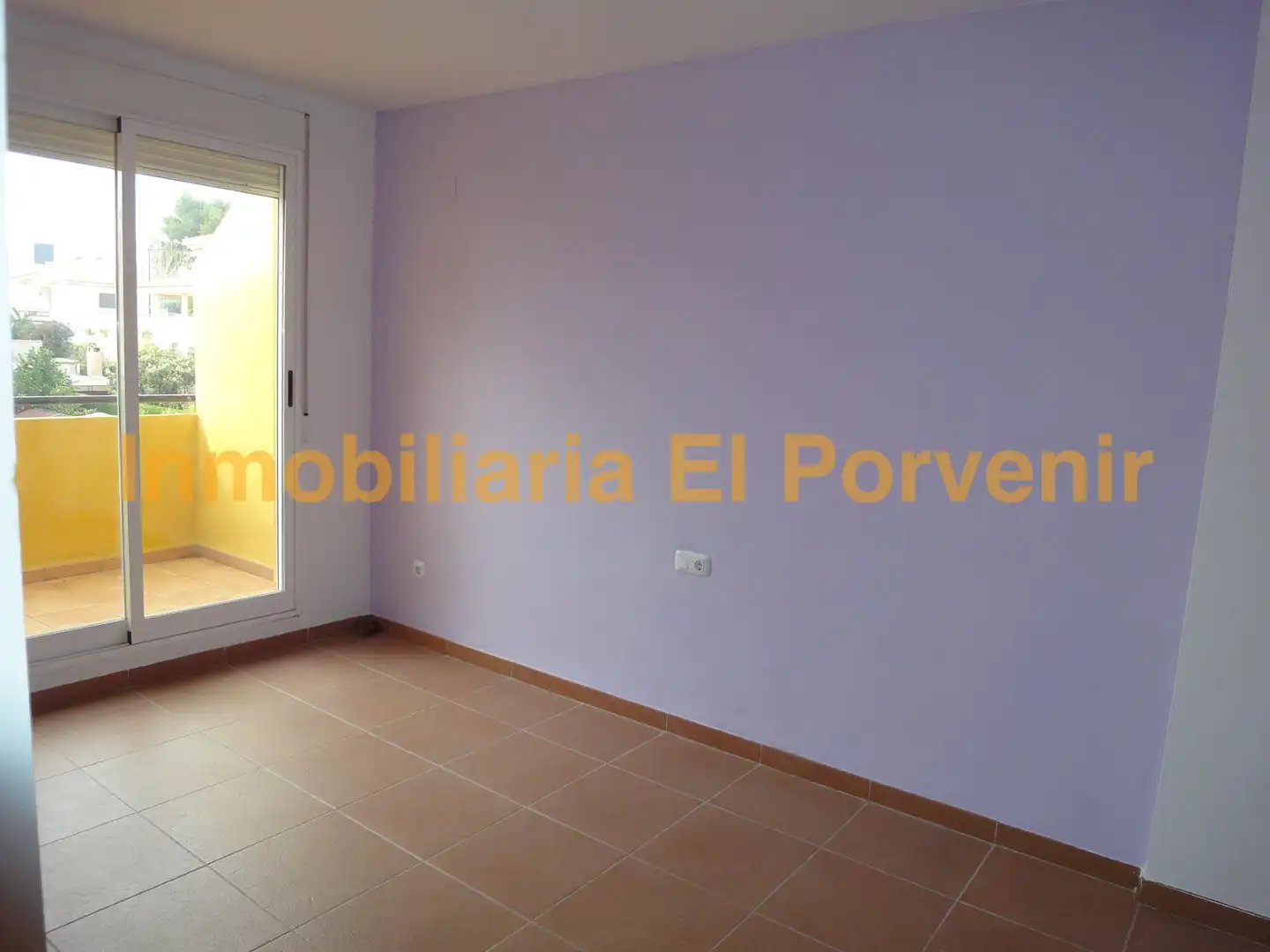 Casa adosada en venta en Torrent con Calefacción, Jardín privado y Terraza