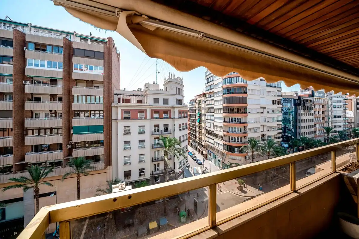 Pis amb ascensor en venda a Avenida Alfonso El Sabio, imagen 32
