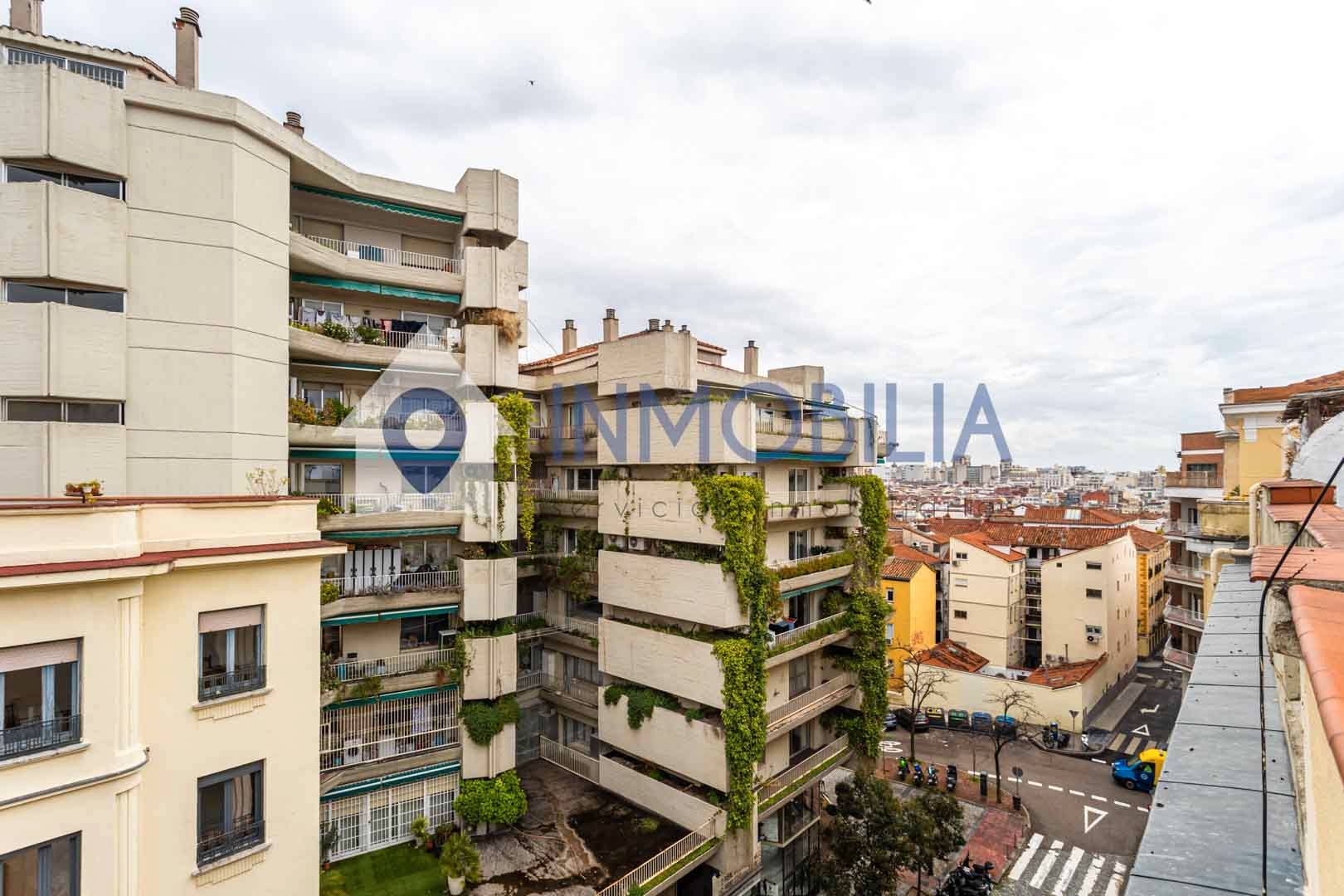 Àtic en venda a Calle del Acuerdo , Universidad - Malasaña
