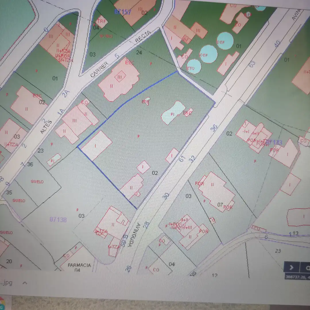 Terreny residencial en venda a Avinguda de Montserrat