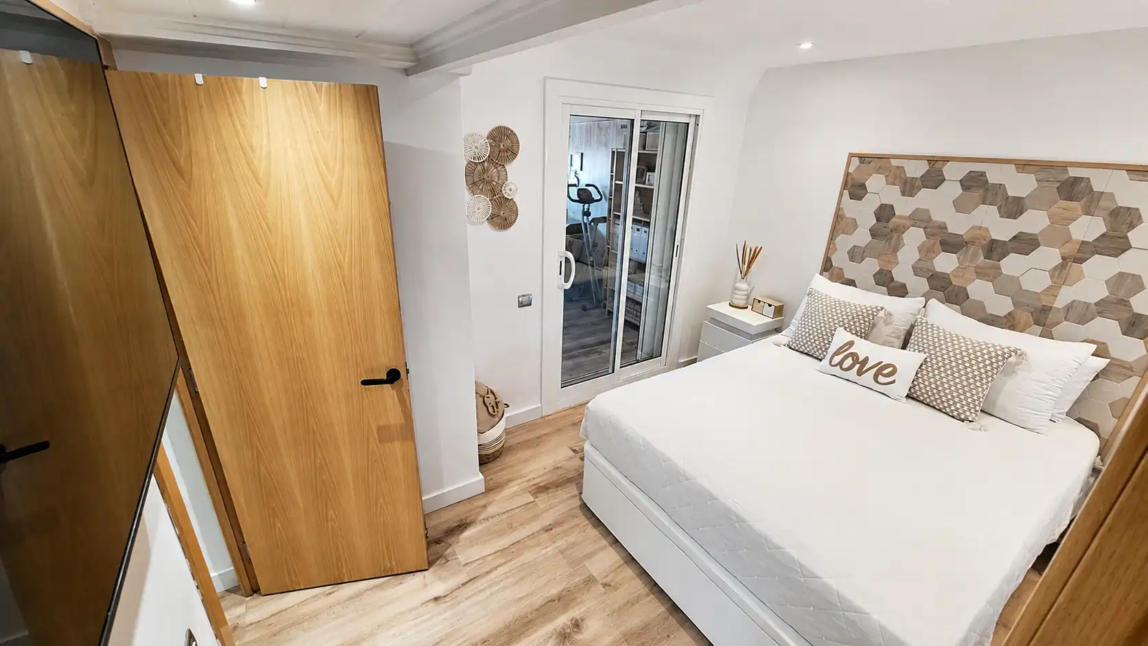 Schlafzimmer von Dachboden zum Verkauf in Barcelona
