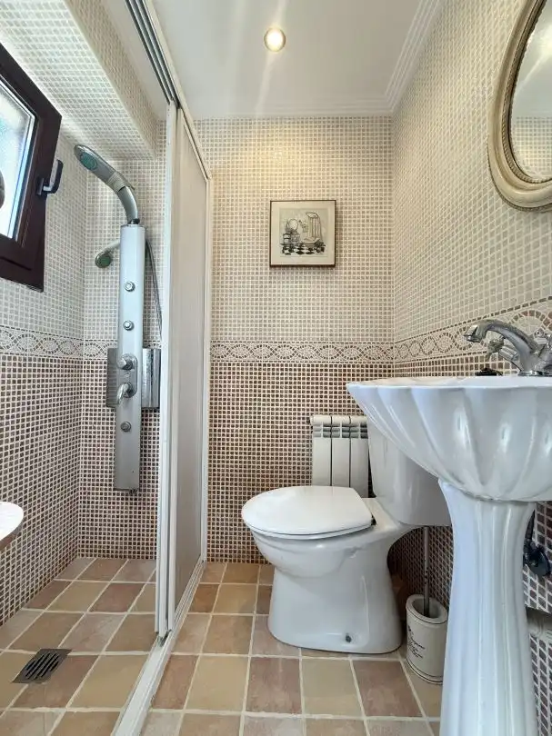Bathroom of Houses for sale in Mendaro  with Heating, Furnished and Alarm