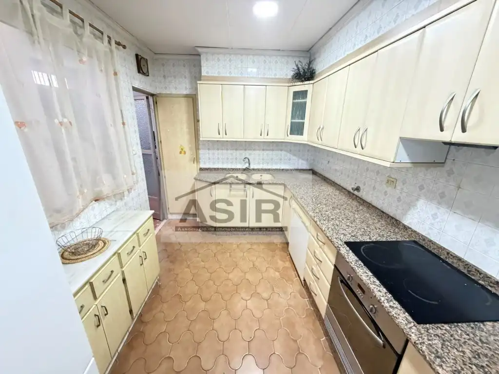 Cuina de Casa o xalet en venda en Alzira