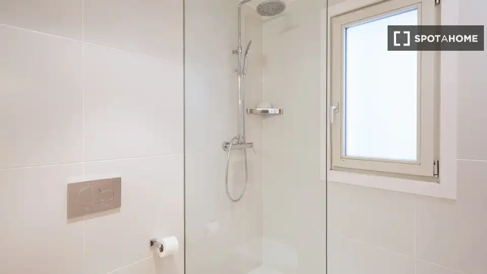 Flat with terrace to rent in Ciutat Vella, imagen 14