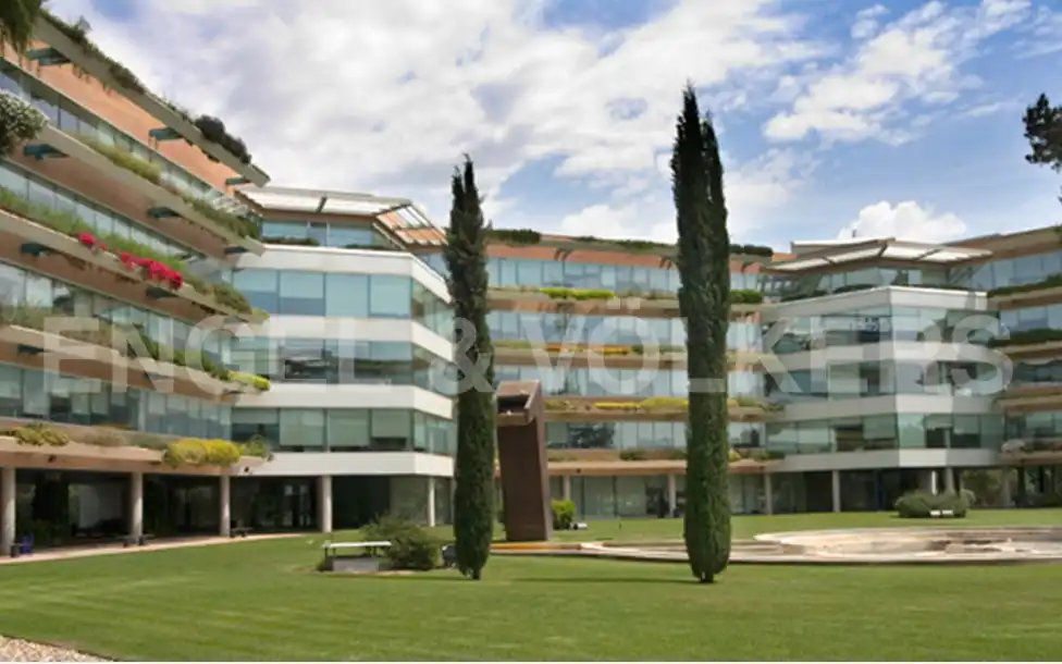 Vista exterior de Oficina de alquiler en Sant Cugat del Vallès con Aire acondicionado y Terraza