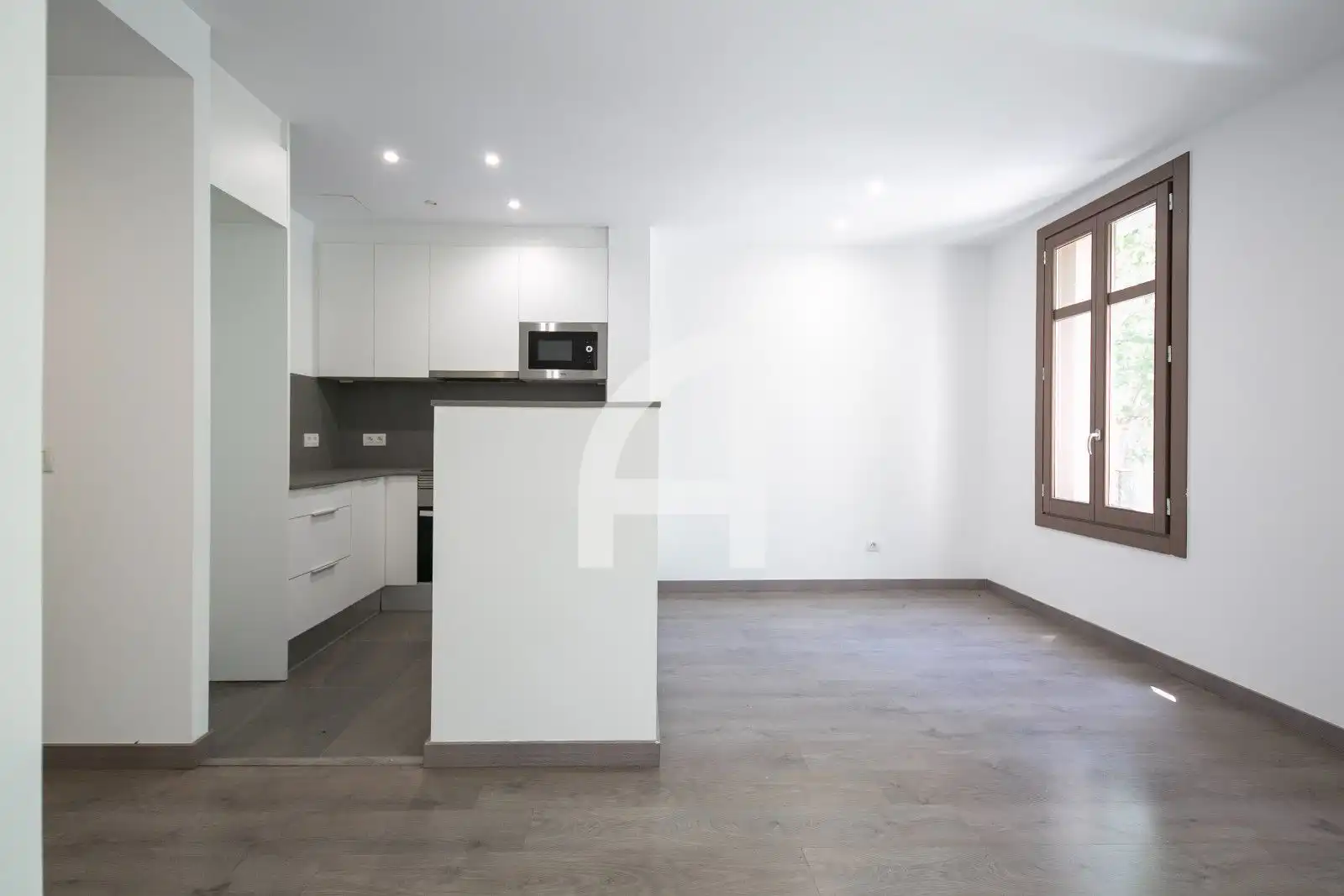 Flat with terrace for sale in Paral.Lel, imagen 3