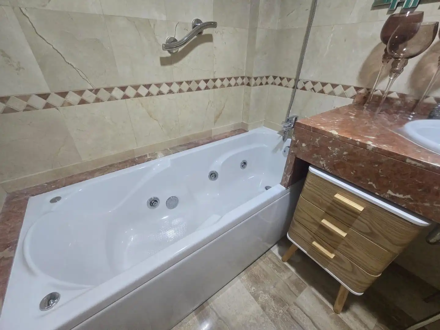 Baño de Piso en venta en  Palma de Mallorca con Aire acondicionado, Calefacción y Terraza