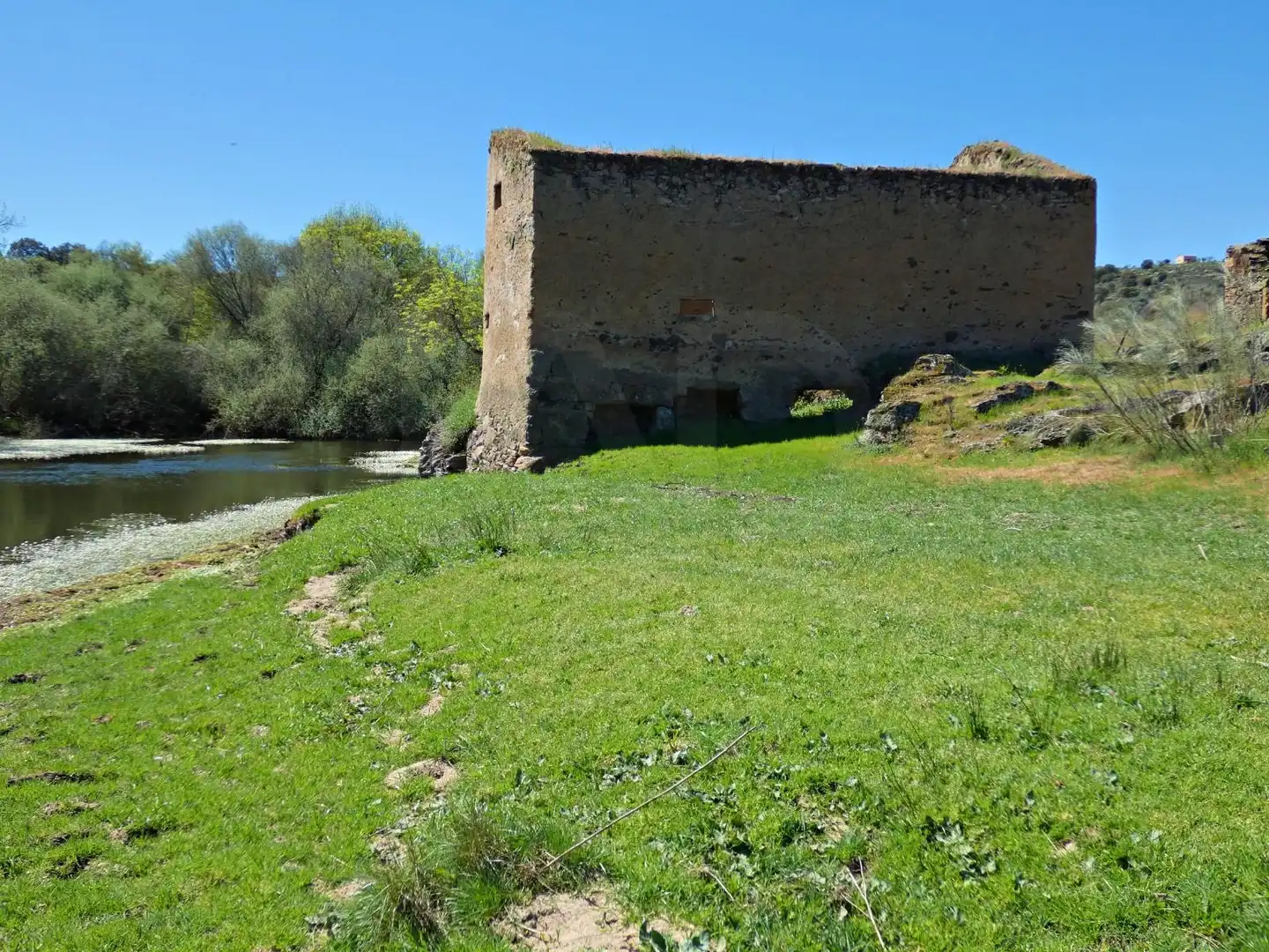 Vista exterior de Terreny en venda en Gallegos de Argañán
