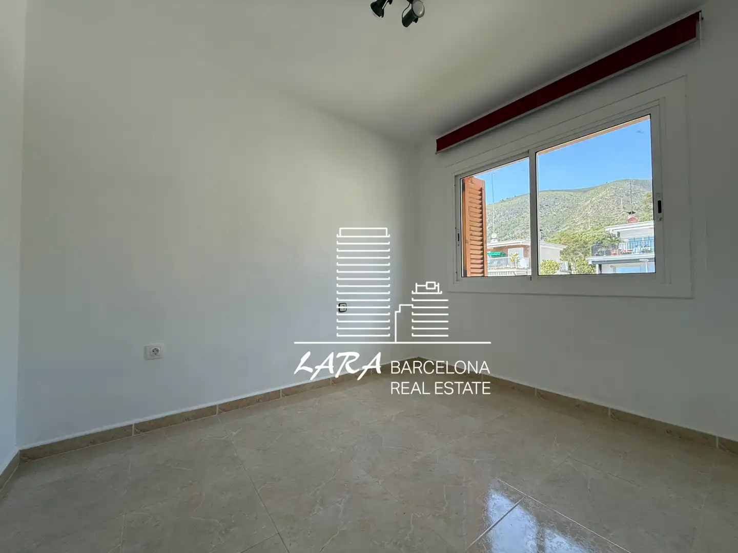 Vista exterior de Apartament en venda en Castelldefels amb Traster, Forn i Rentadora