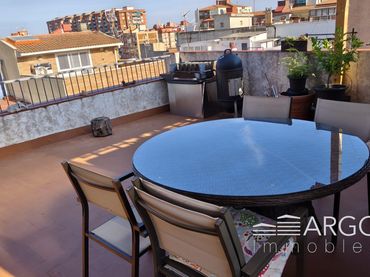 Casa en venta en Carrer Simó Piera