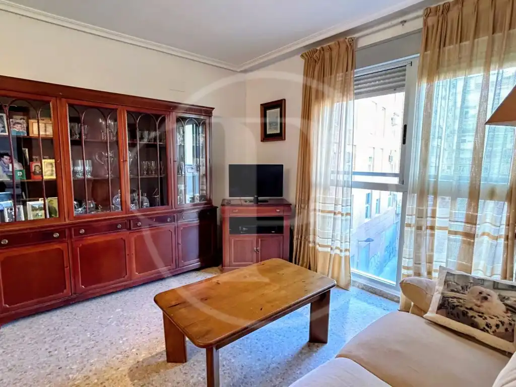 Apartamento en venta en Calle Navarro Cabanes, imagen 2