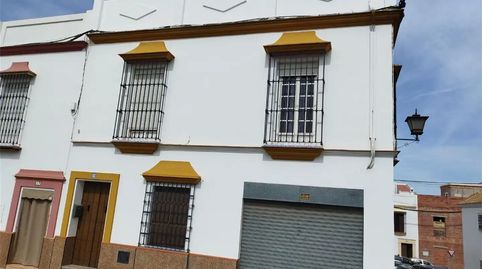 Foto 4 de Casa adosada en venda a Calle César Augusto, 19, Carmona, Sevilla