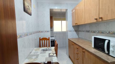 Foto 3 de Piso de alquiler en San José - San Bernardo, La Línea de la Concepción