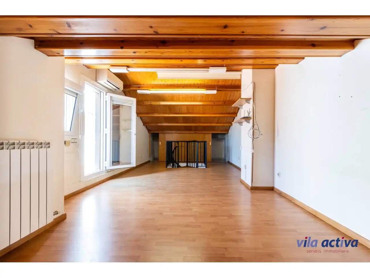 Dúplex en venta en Terrassa con Aire acondicionado, Calefacción y Terraza