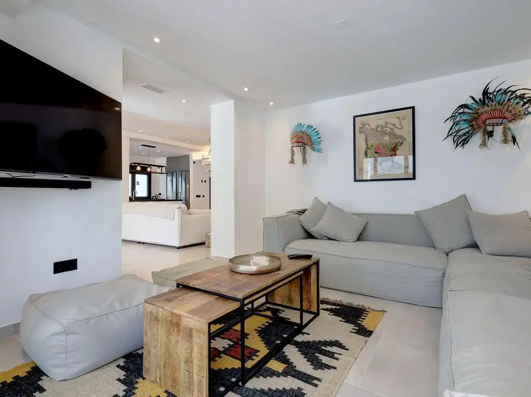 Wohnzimmer von Haus oder Chalet zur Miete in Marbella mit Klimaanlage, Privatgarten und Terrasse