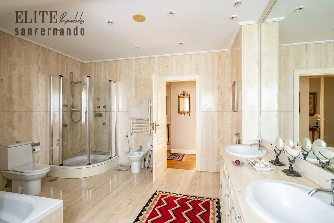 Baño de Casa o chalet en venta en Piélagos con Calefacción, Jardín privado y Trastero