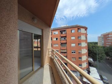Wohnung mit Balkon zum Verkauf in GUARDAMAR