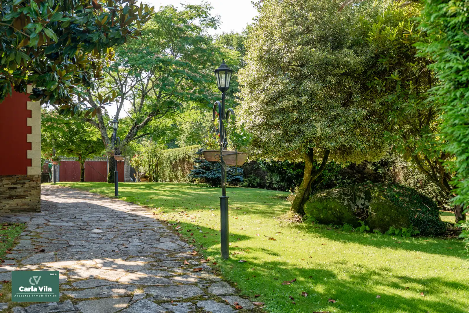 Jardí de Casa o xalet en venda en Lugo amb Calefacció, Jardí privat i Parquet