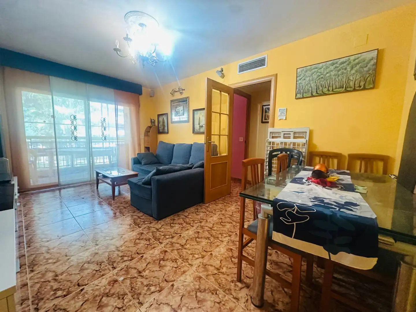 Vista exterior de Piso en venta en Salou con Aire acondicionado, Calefacción y Terraza