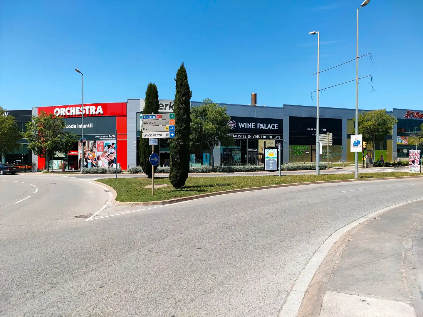 Local commercial à louer à Avinguda d'Europa 7, imagen 26