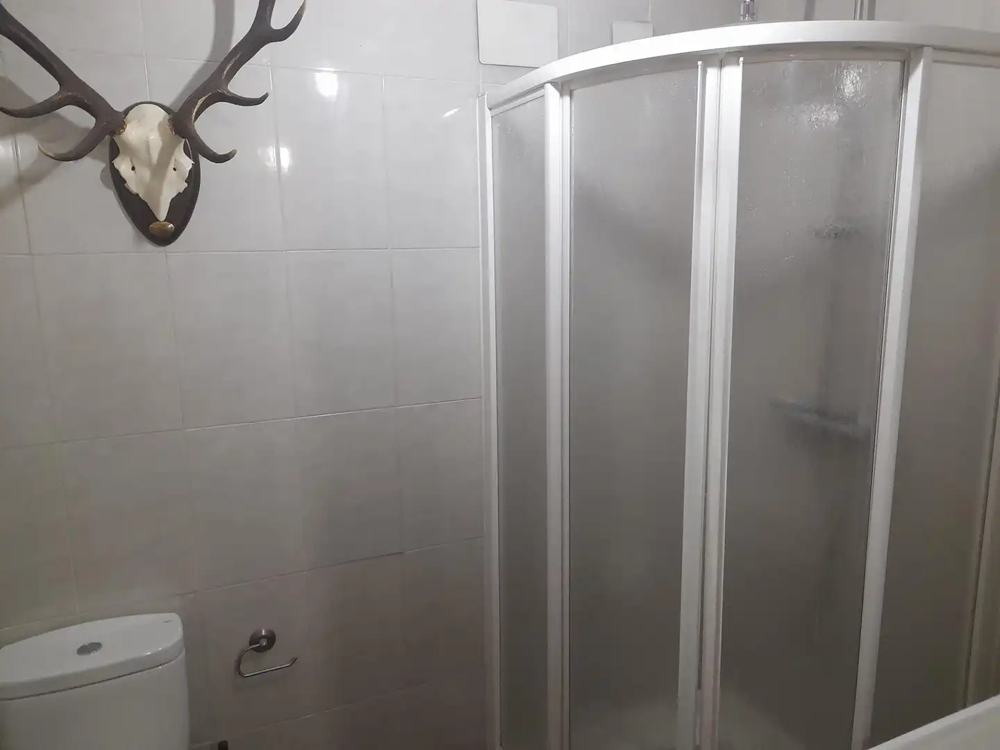 Bathroom of Detached homes for sale in Cáceres  with Air Conditioner, Heating and Storage room