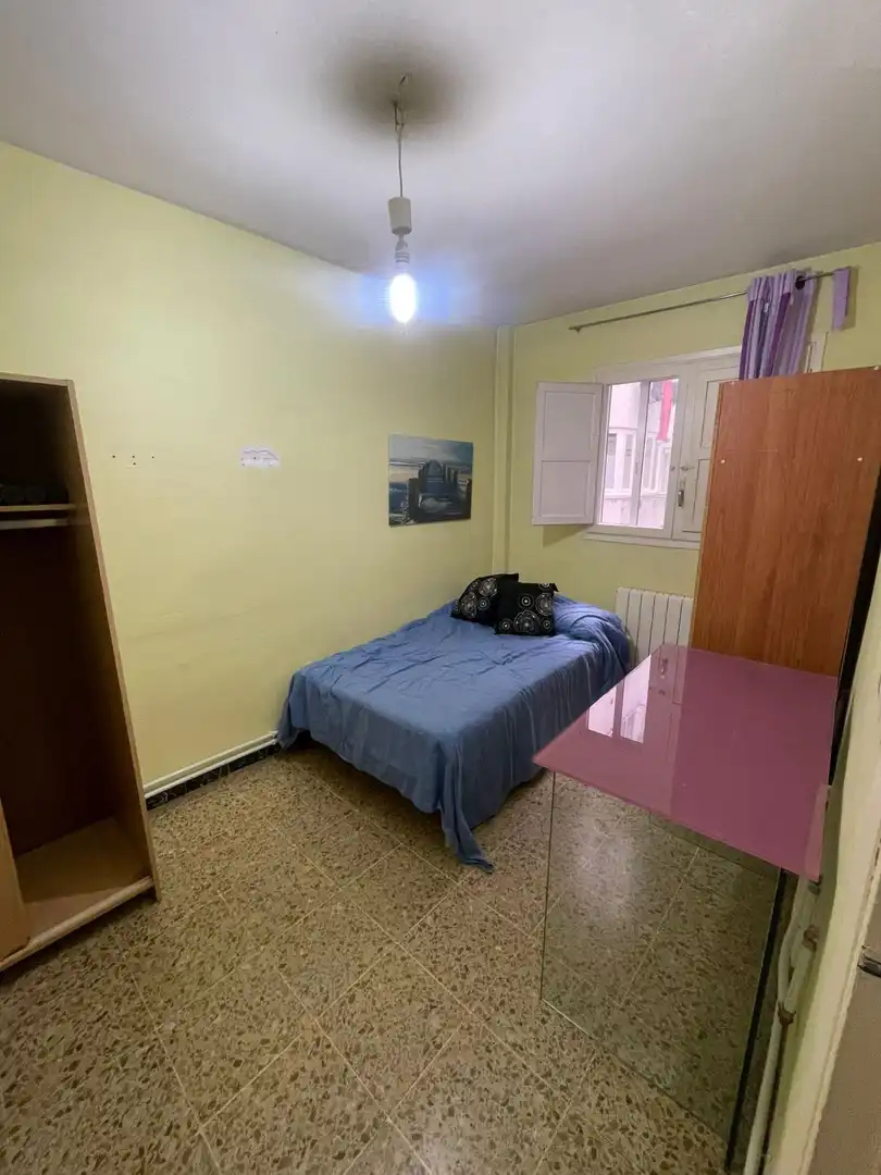 Bedroom of Flat for rent in Valladolid  with Heating and Furnished