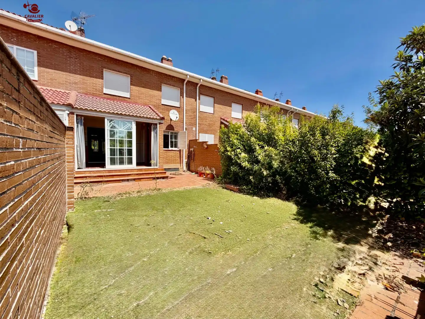 Jardí de Casa adosada en venda en Guadarrama amb Calefacció, Jardí privat i Traster