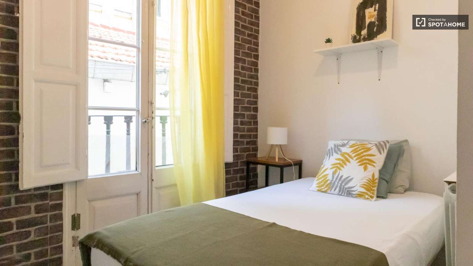 Dormitori de Pis per a compartir en  Madrid Capital amb Aire condicionat, Calefacció i Terrassa