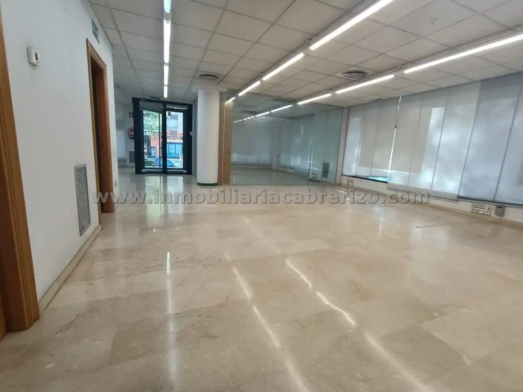 Business premises for sale in Calle Duques de Nájera, imagen 3