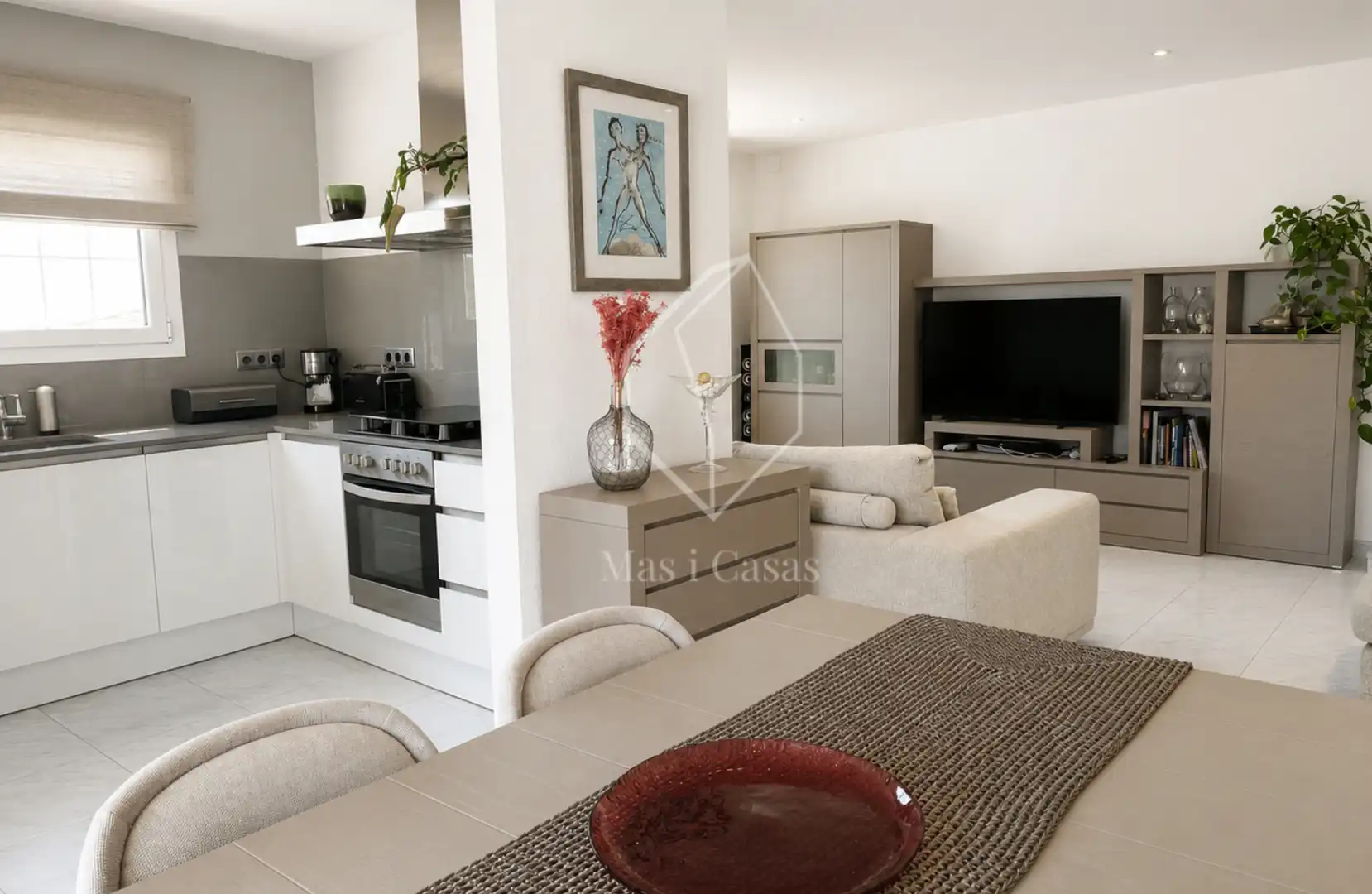 House with terrace for sale in Carrer Vall d'Aran 44, imagen 5
