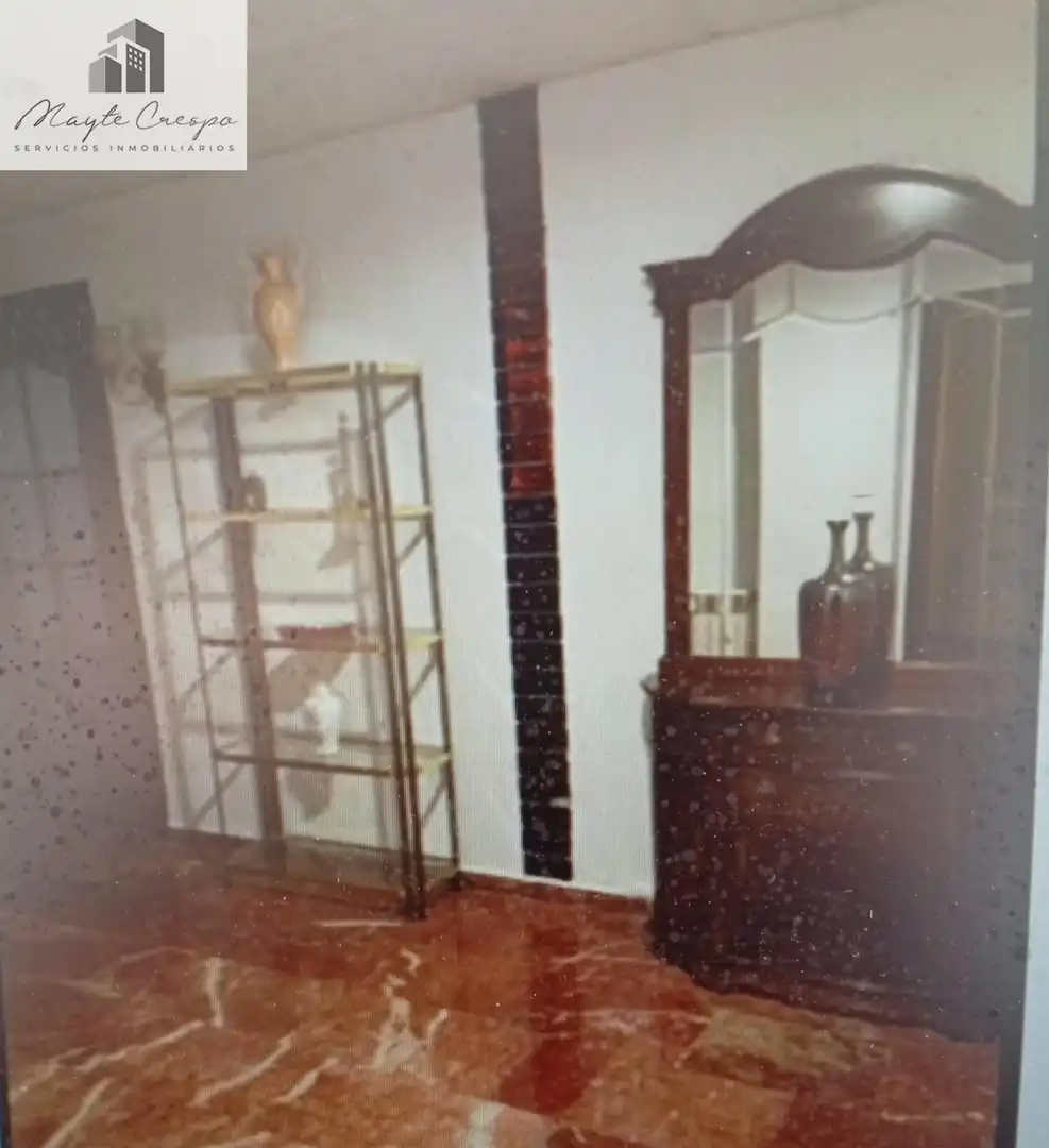 Piso de alquiler en Granada con Calefacción, Terraza y Amueblado