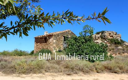 Country house for sale in Maella
