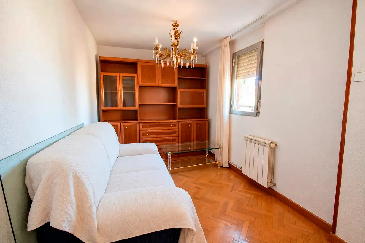 Sala de estar de Piso en venta en Madrid con Calefacción, Amueblado y Horno