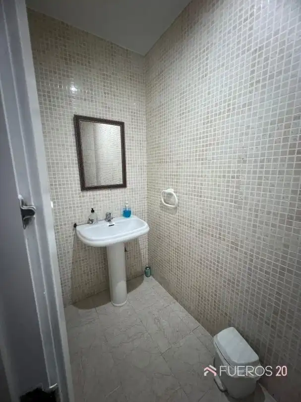 Bathroom of Commercial properties for sale in Barakaldo   with Air Conditioner