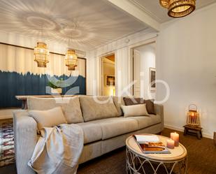 Living room of Apartment to rent in  Barcelona Capital  with Heating, Furnished and Oven