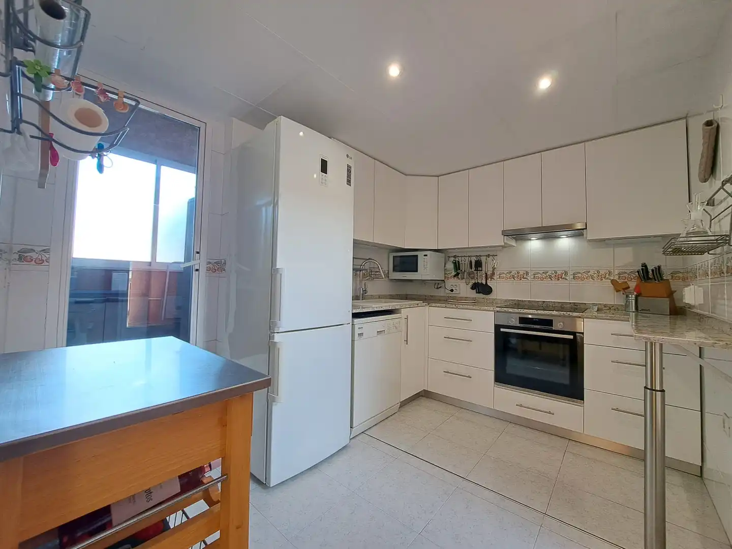 Cocina de Ático en venta en Las Rozas de Madrid con Aire acondicionado, Calefacción y Parquet