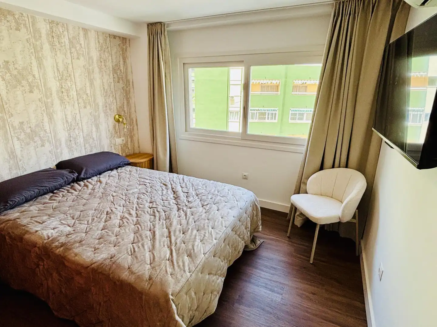 Bedroom of Apartments for sale in Fuengirola  with Air Conditioner, Heating and Private garden