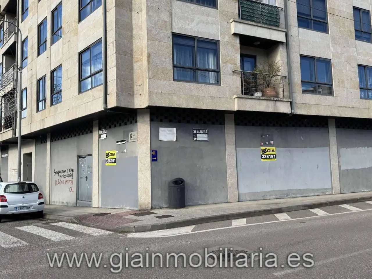 Vista exterior de Local de alquiler en O Porriño  