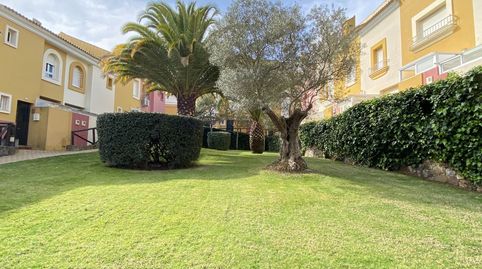 Foto 2 de Casa adosada en venta en Paseo de la Vera, Islantilla Golf, Islantilla