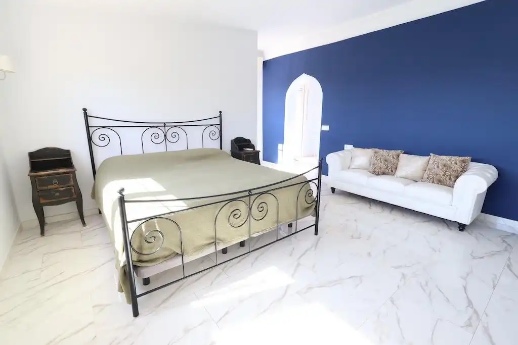 Dormitori de Casa o xalet en venda en Orihuela amb Aire condicionat, Jardí privat i Terrassa