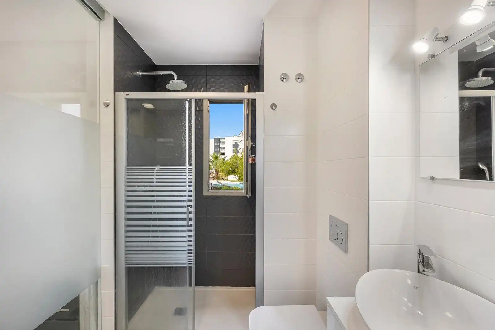 Apartamento con piscina en venta en Calle CLAVO, imagen 32