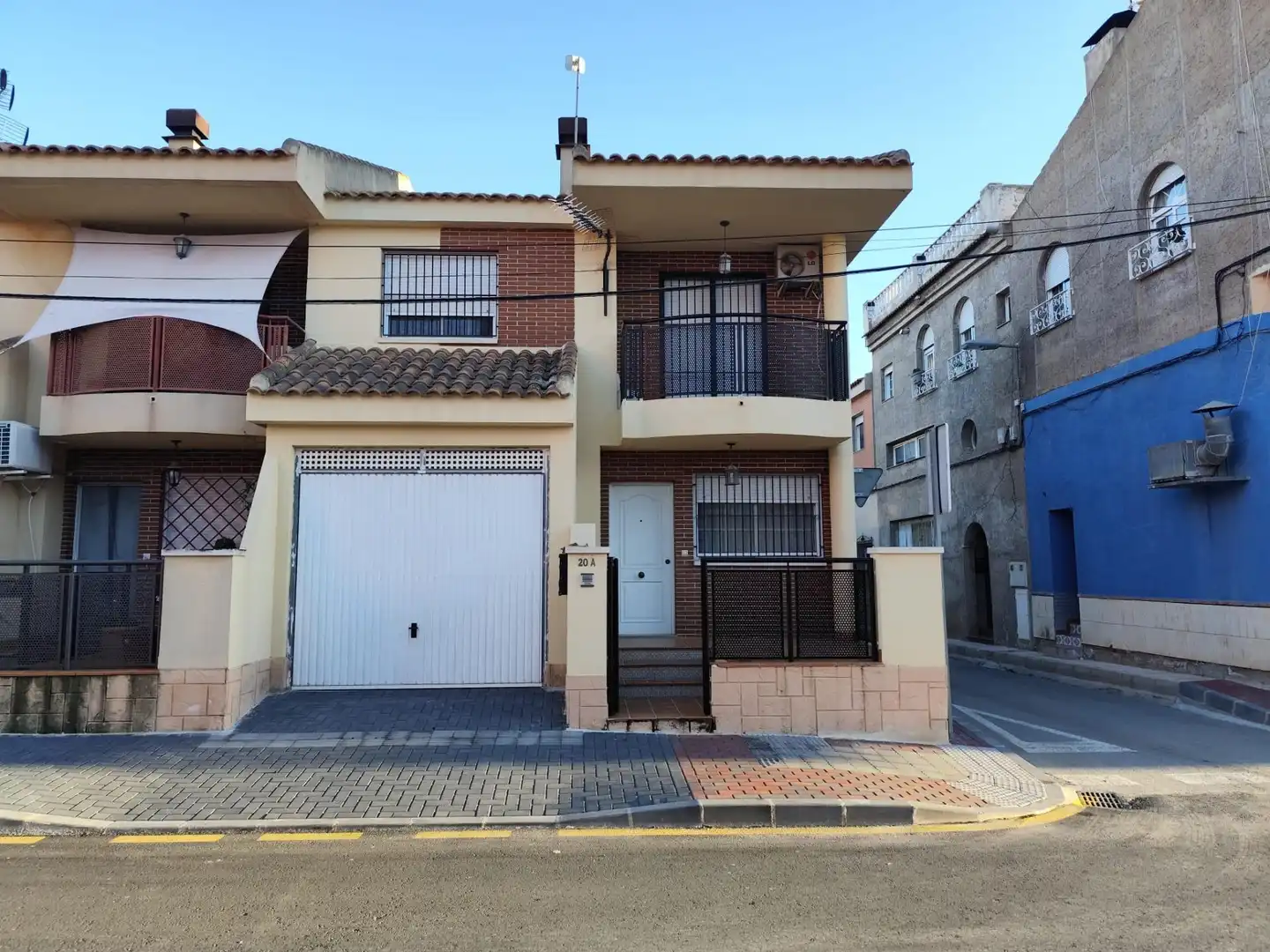 Vista exterior de Casa adosada en venta en Murcia