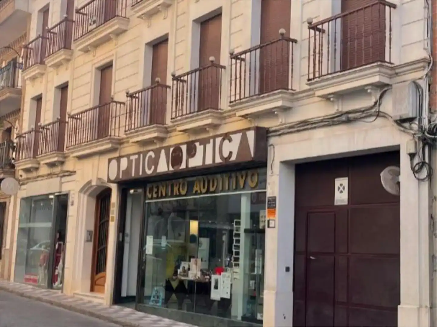Vista exterior de Piso en venta en Fernán-Núñez con Trastero y Balcón