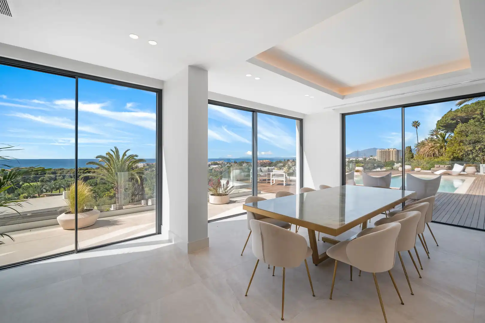 Casa con piscina en venta en Río Real - Los Monteros, imagen 6