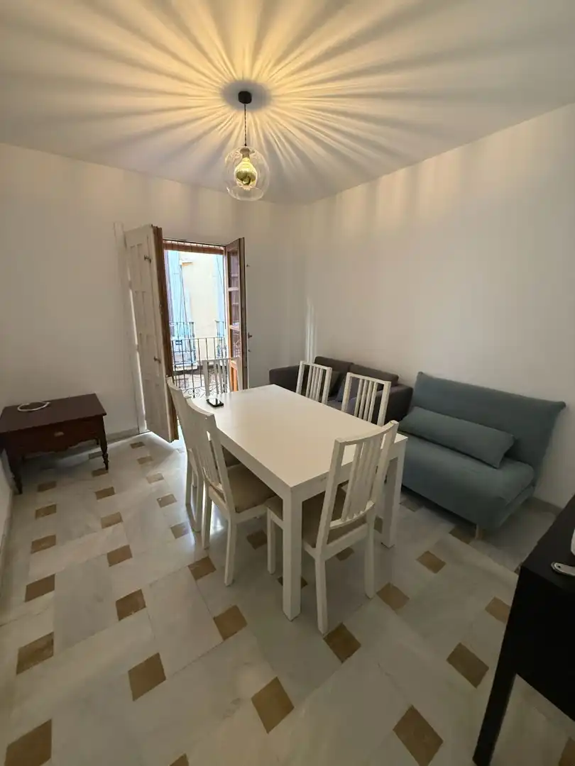 Esszimmer von Wohnung zur Miete in Granada mit Terrasse, Möbliert und Ofen