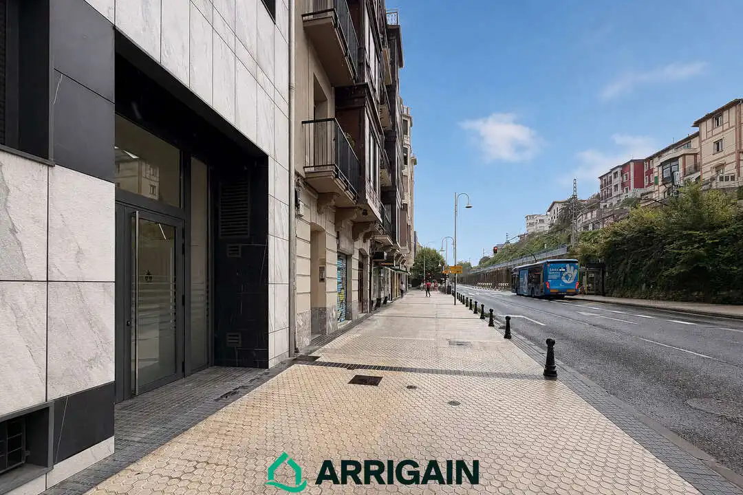 Vista exterior de Piso en venta en Donostia - San Sebastián  con Calefacción, Terraza y Trastero