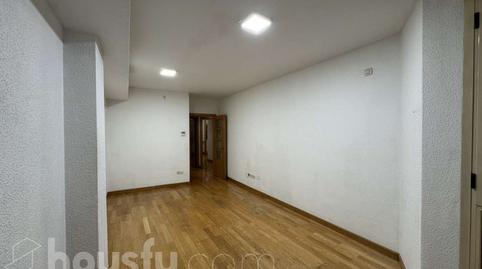Photo 3 of Flat to rent in Calle Enrique Velasco, ., Numancia, Madrid